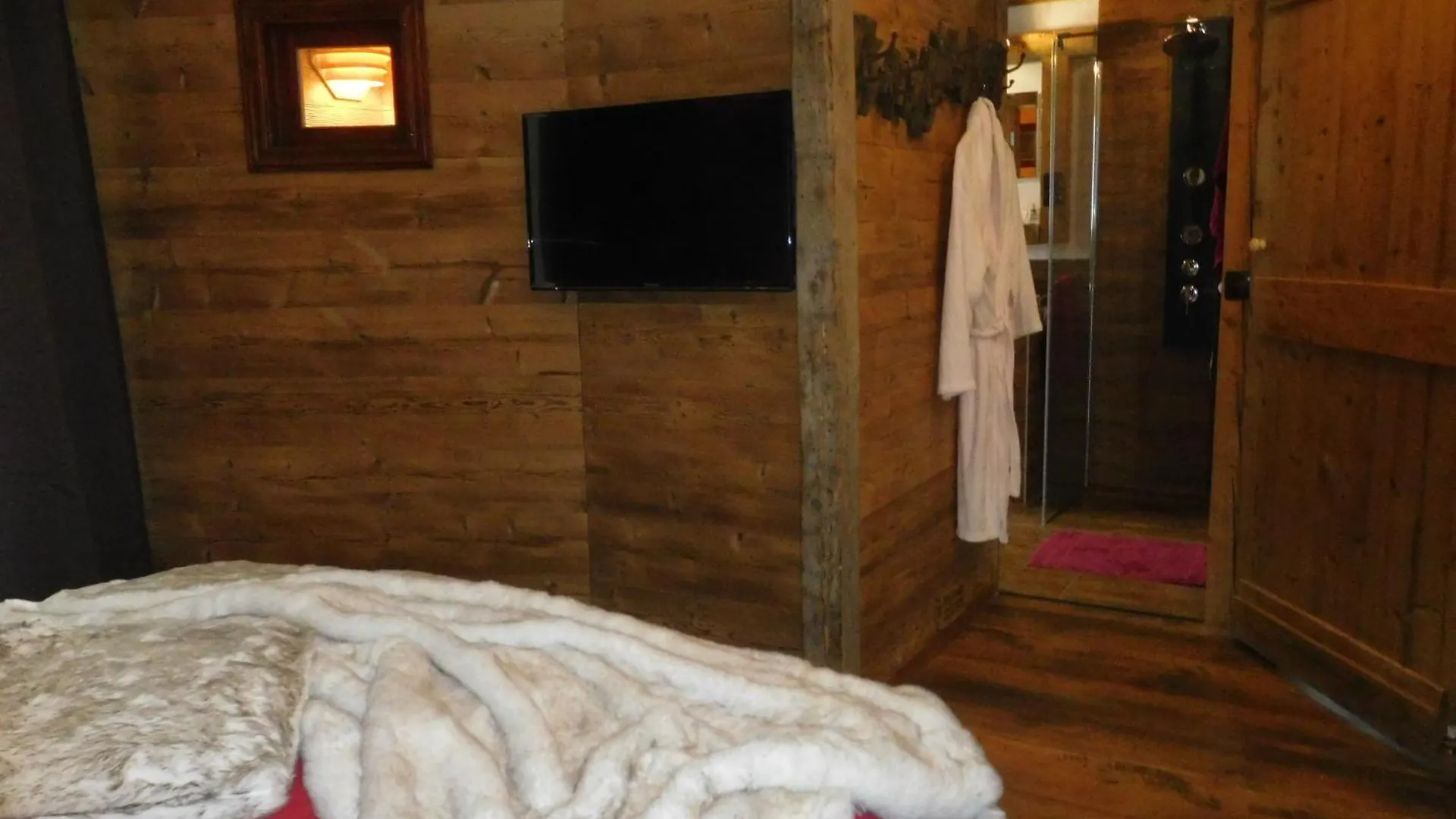 Wellnessoase Mit Sauna Und Whirlpool Inzell